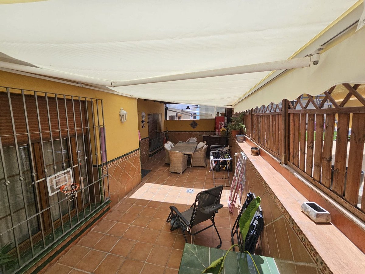 5 Bed Detached Villa in Los Pacos