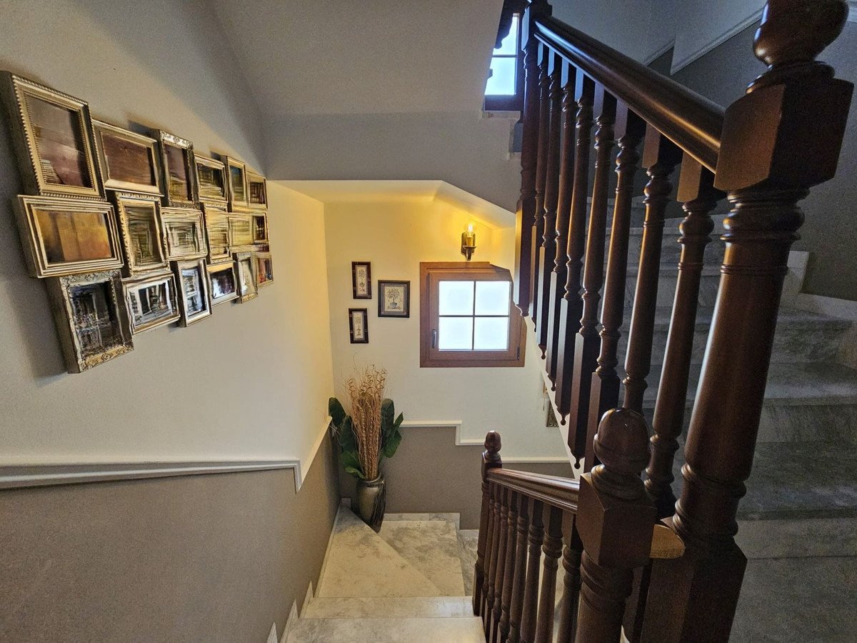 5 Bed Detached Villa in Los Pacos
