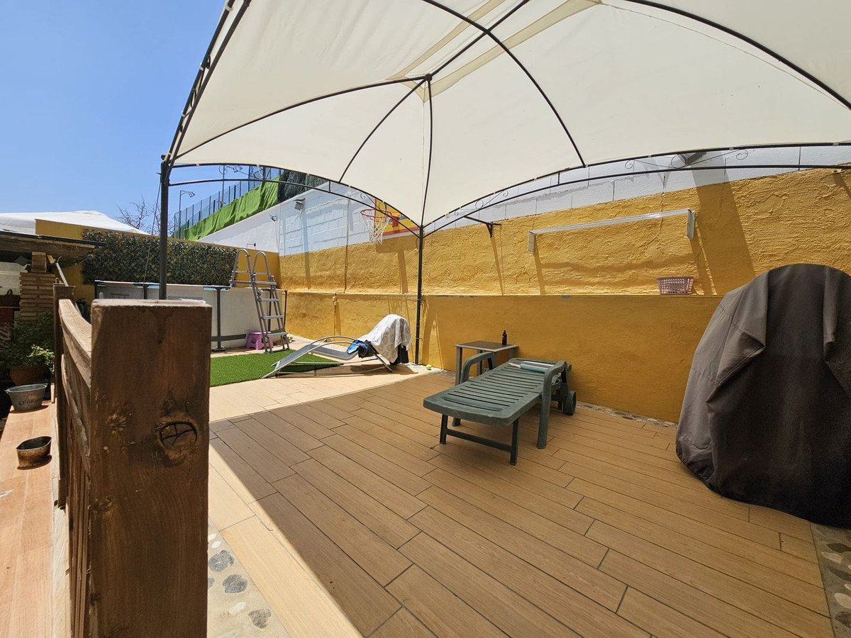 5 Bed Detached Villa in Los Pacos
