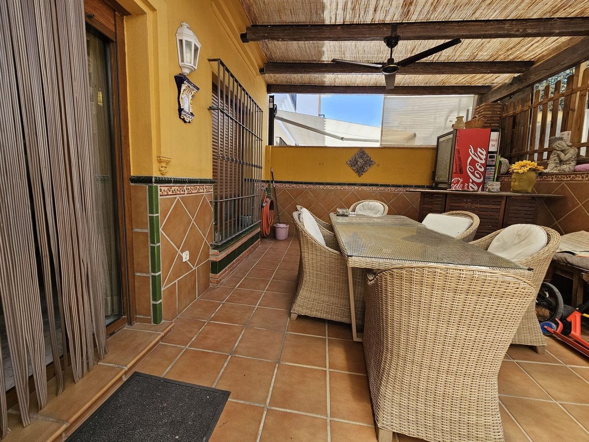 5 Bed Detached Villa in Los Pacos
