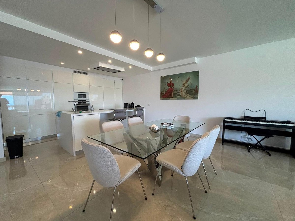 4 Bed Townhouse in Santa Clara