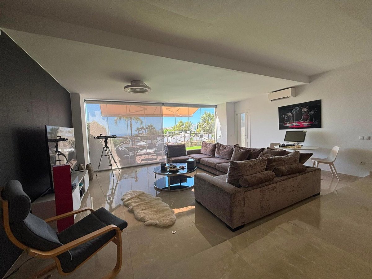 4 Bed Townhouse in Santa Clara