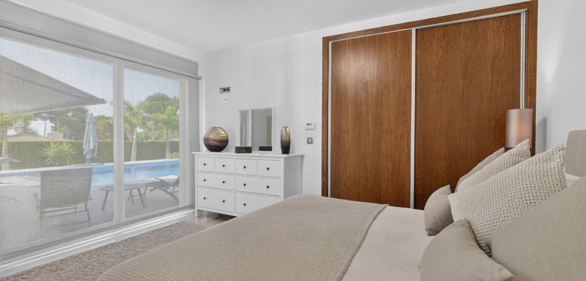 4 Bed Detached Villa in Pinar de Campoverde