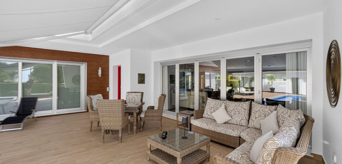 4 Bed Detached Villa in Pinar de Campoverde