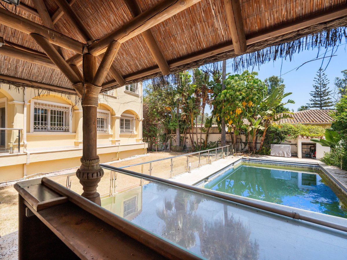 5 Bed Detached Villa in Cortijo Blanco
