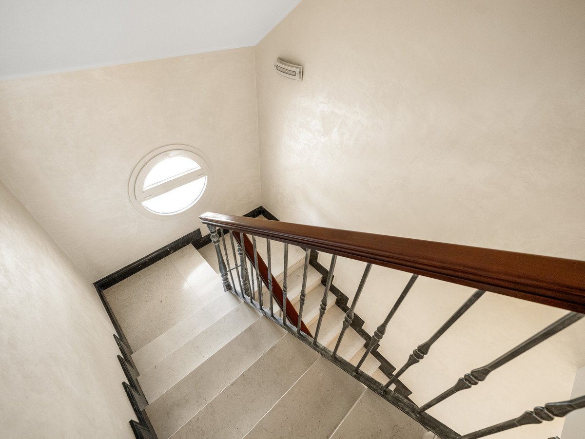5 Bed Detached Villa in Cortijo Blanco