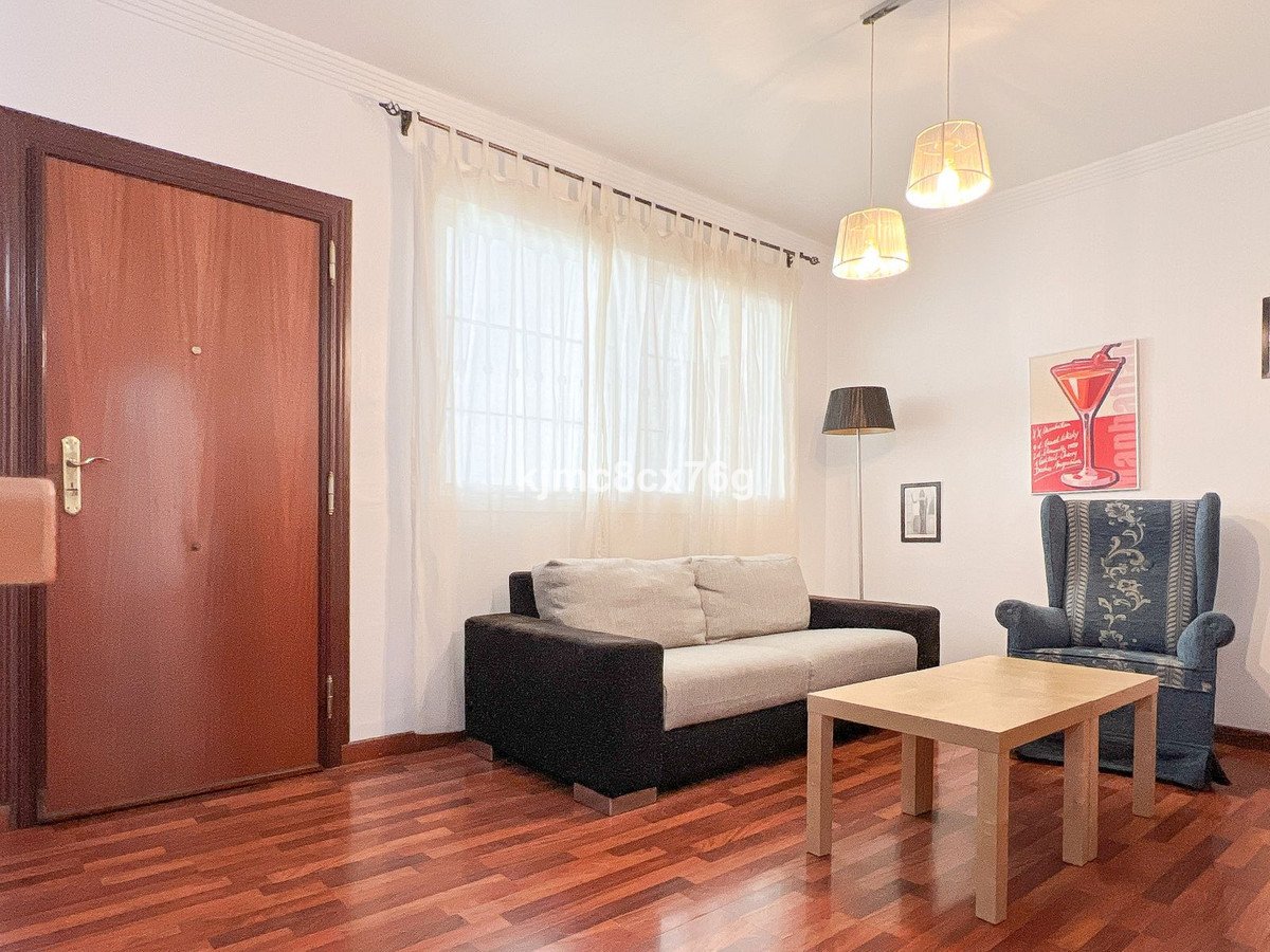 1 Bed Middle Floor Apartment in Málaga