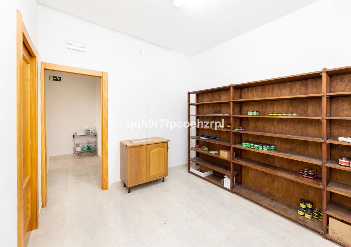 7 Bed Detached Villa in Deifontes