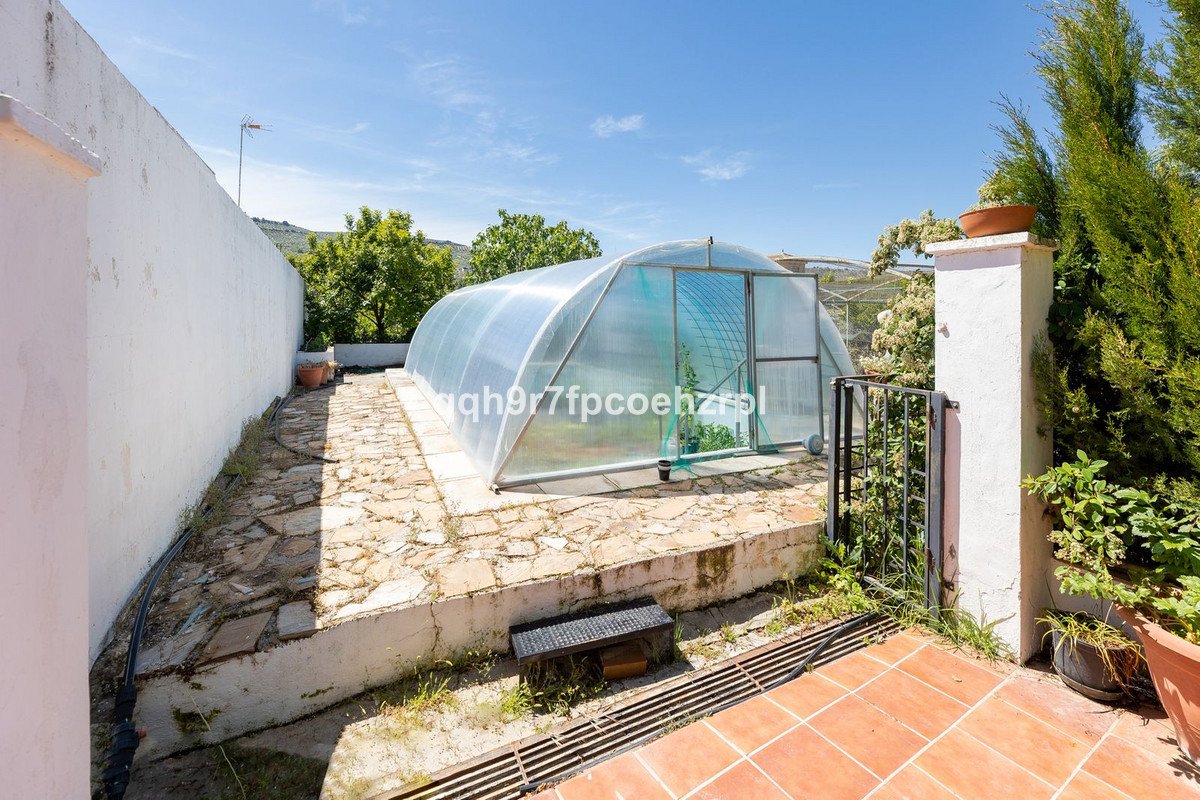 7 Bed Detached Villa in Deifontes