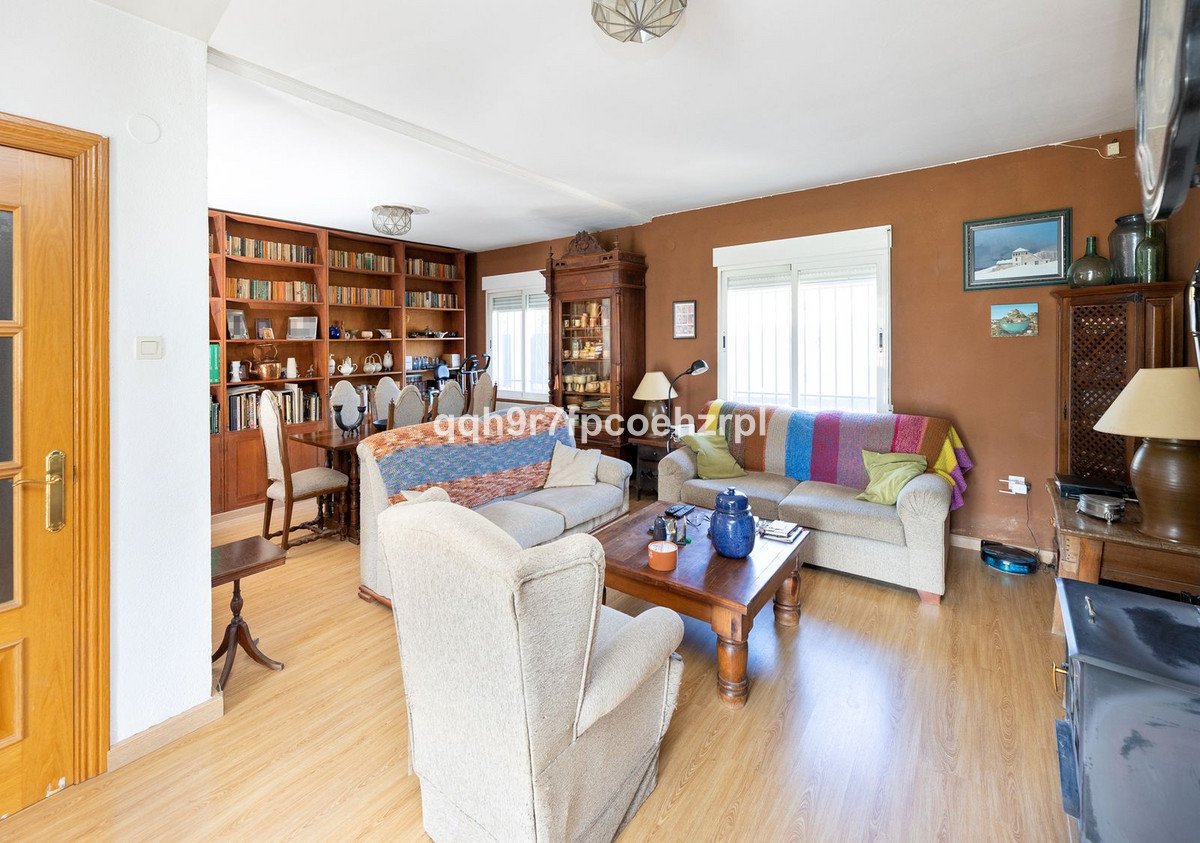 7 Bed Detached Villa in Deifontes