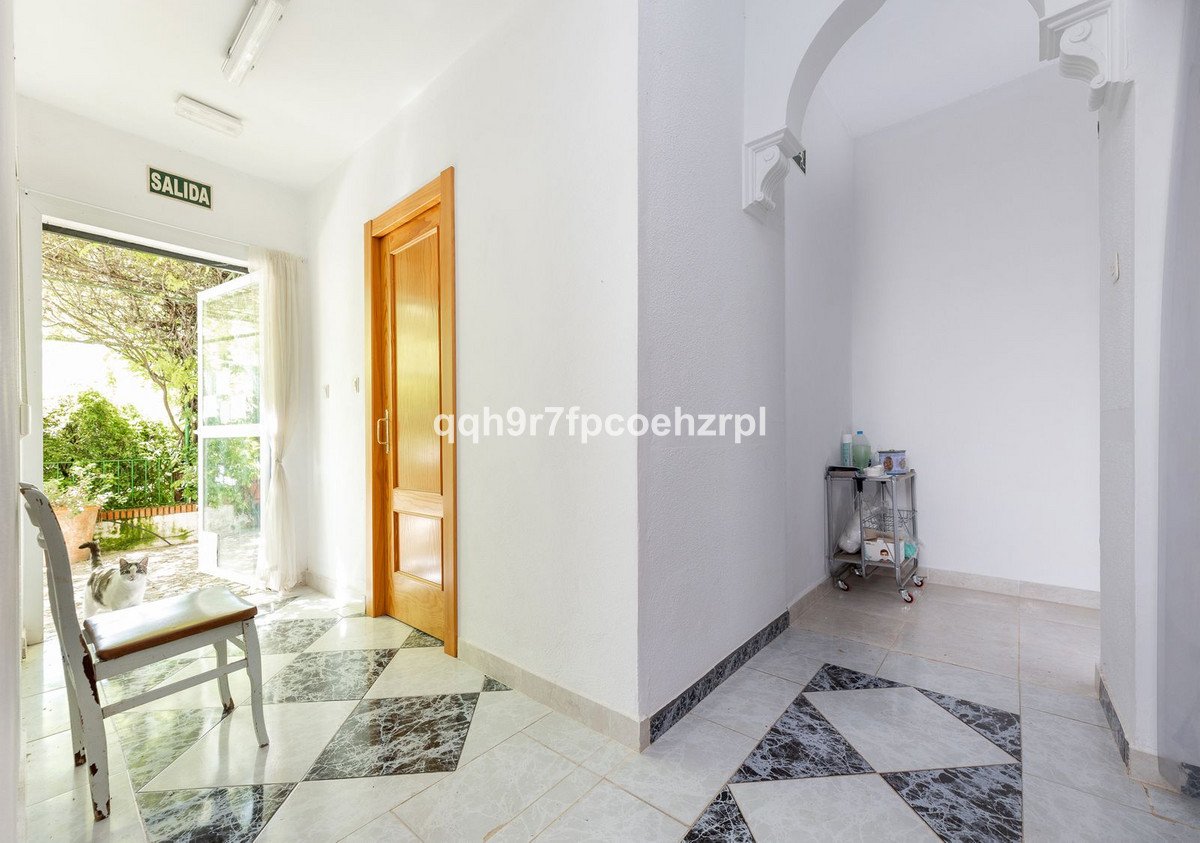 7 Bed Detached Villa in Deifontes