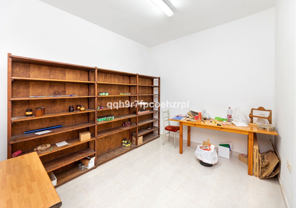 7 Bed Detached Villa in Deifontes