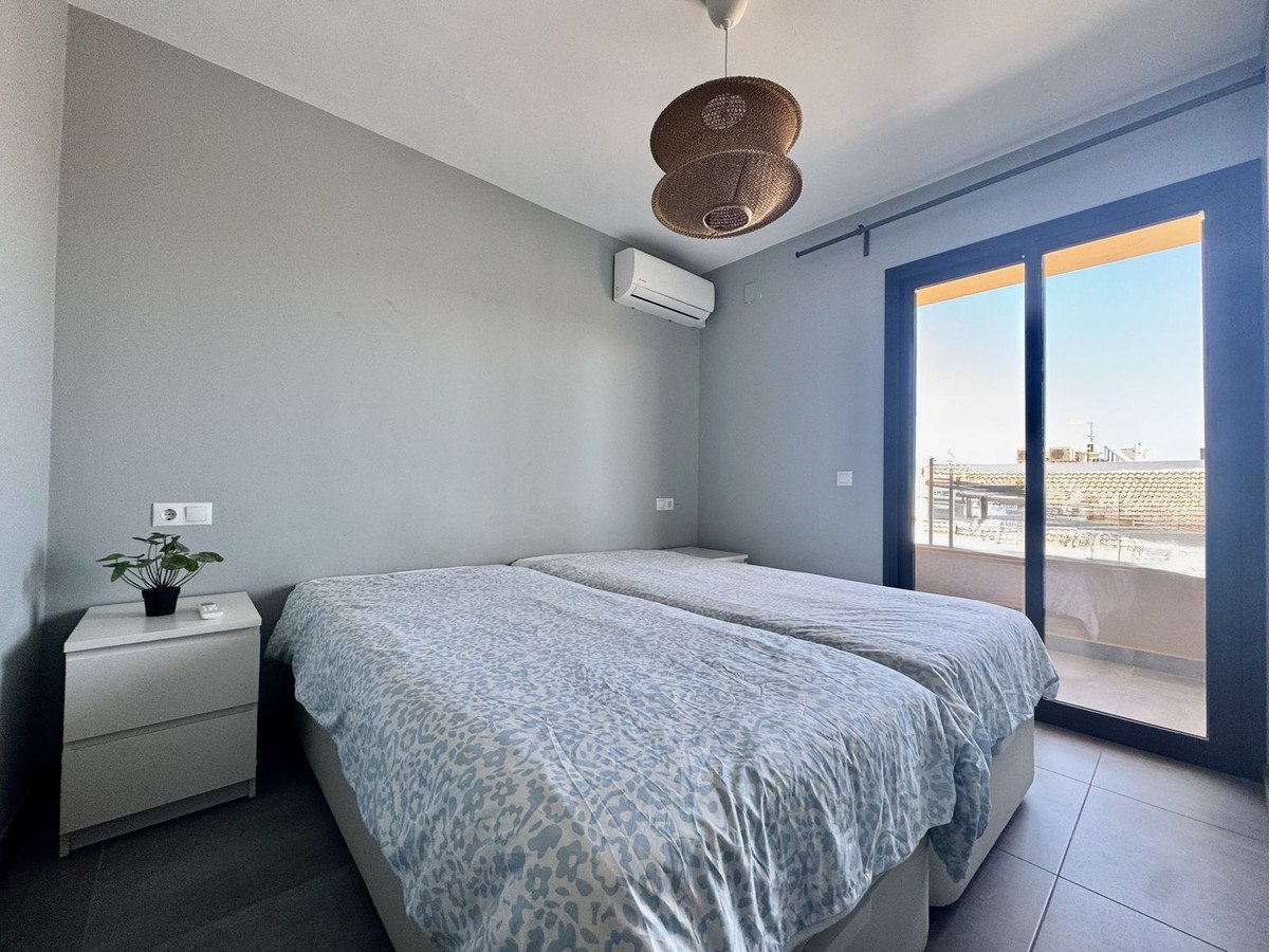 2 Bed Top Floor Apartment in Fuengirola