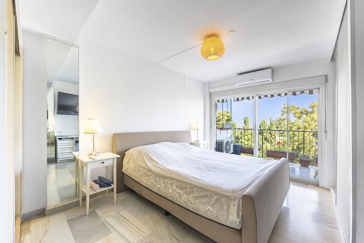 1 Bed Middle Floor Apartment in Marbella