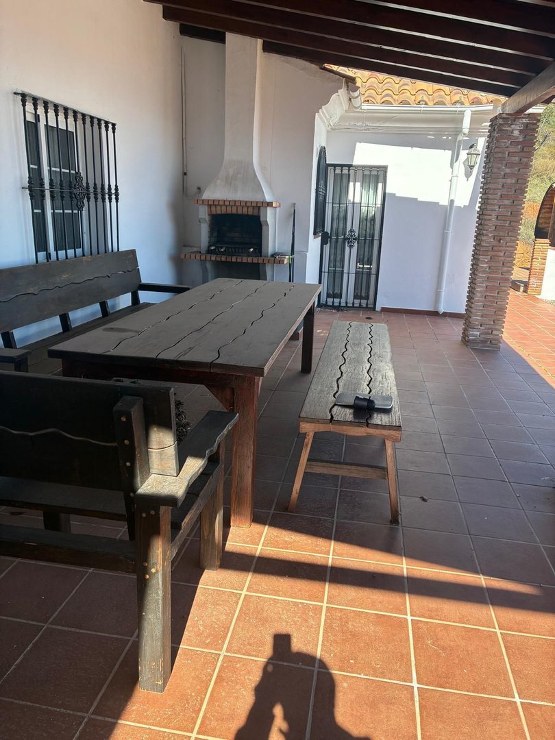4 Bed Finca - Cortijo in Tolox