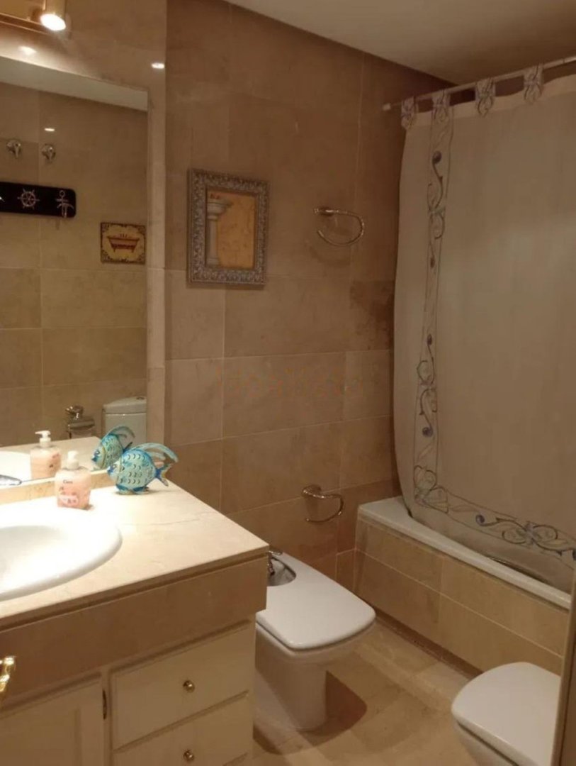 2 Bed Middle Floor Apartment in Marbella
