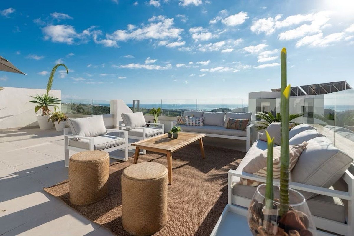 3 Bed Penthouse in Estepona