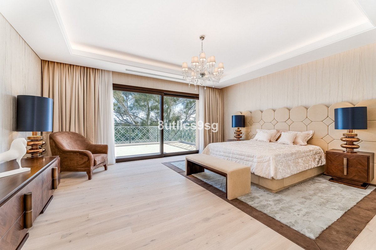 5 Bed Detached Villa in Nueva Andalucía