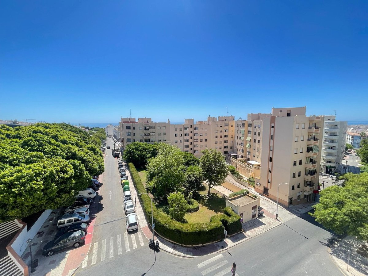 3 Bed Top Floor Apartment in Estepona