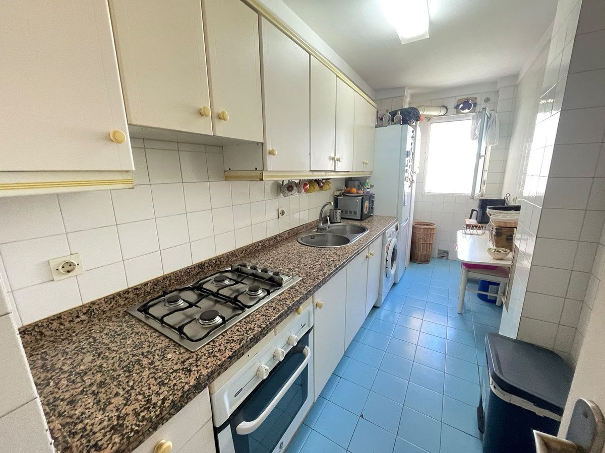 3 Bed Top Floor Apartment in Estepona