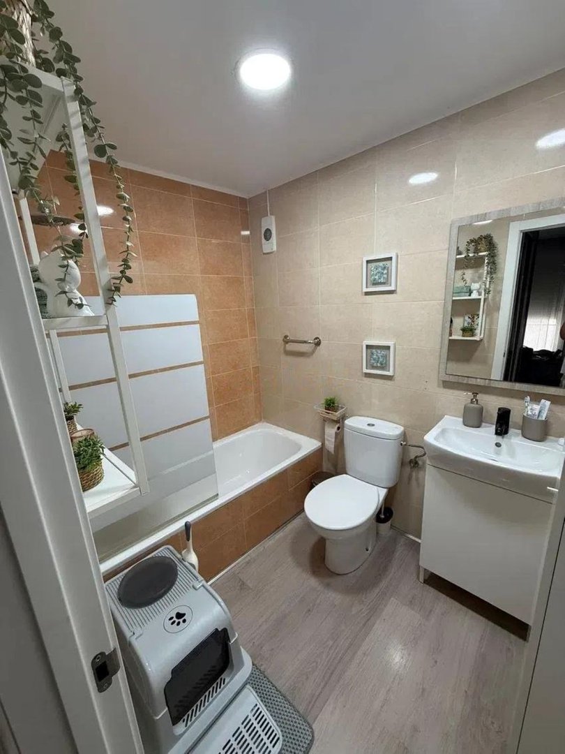 2 Bed Ground Floor Apartment in Málaga