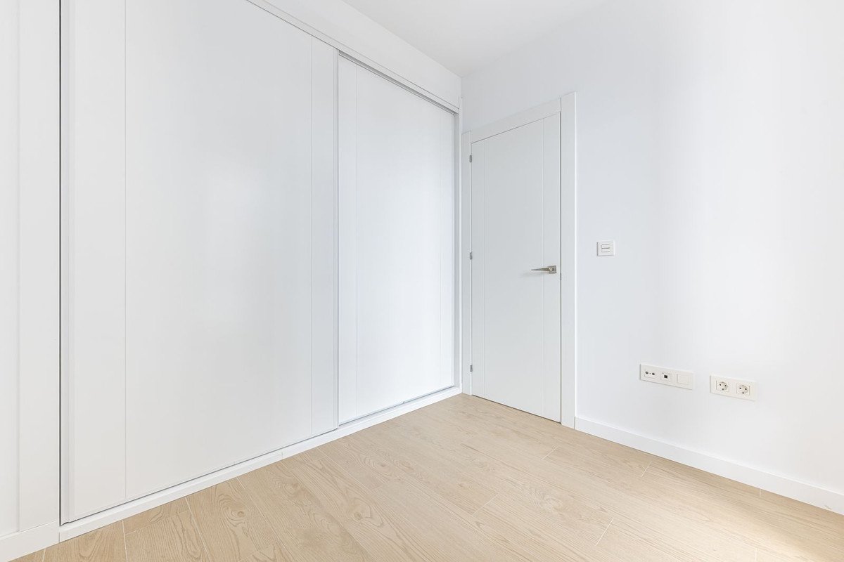 2 Bed Middle Floor Apartment in Los Boliches