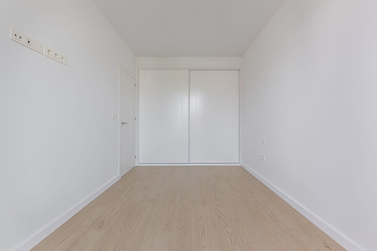 2 Bed Middle Floor Apartment in Los Boliches