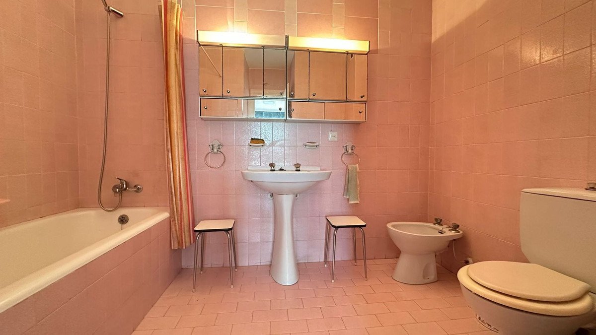 1 Bed Middle Floor Apartment in Marbella