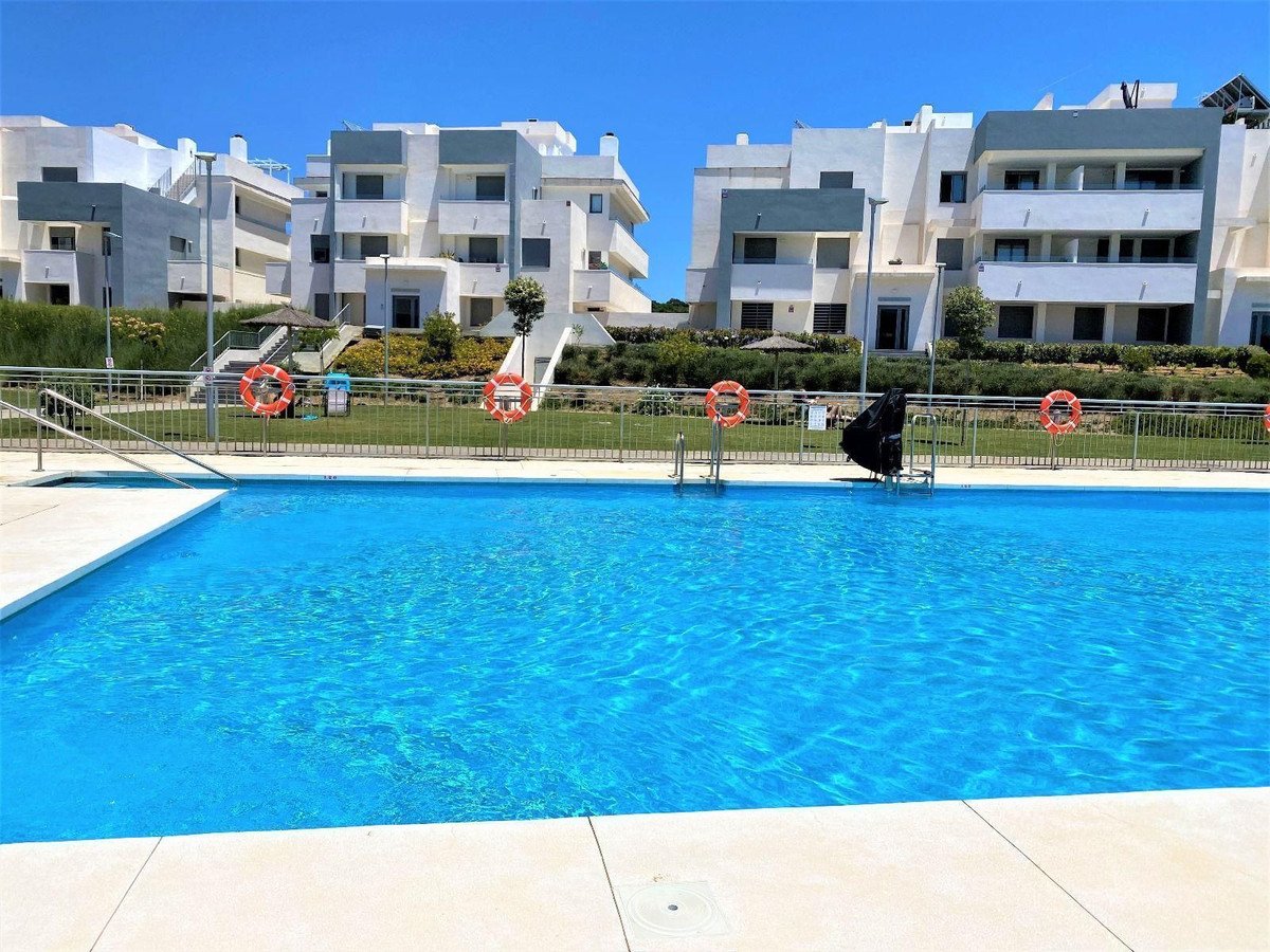 2 Bed Top Floor Apartment in Estepona