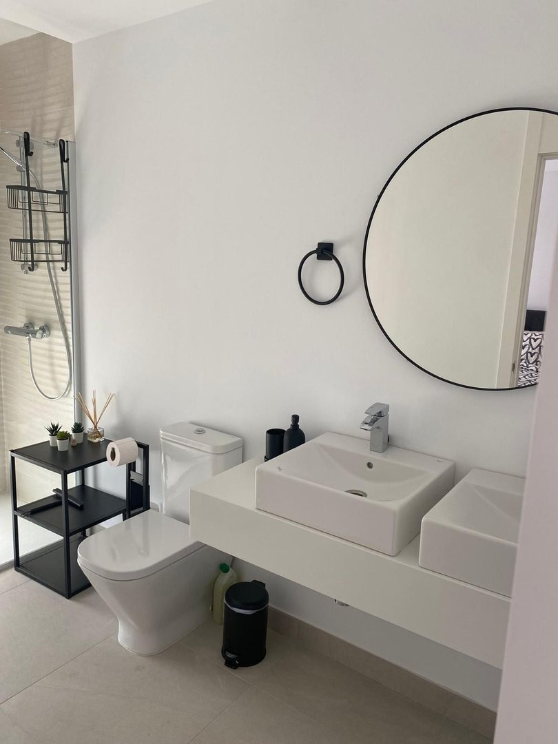 2 Bed Top Floor Apartment in Estepona