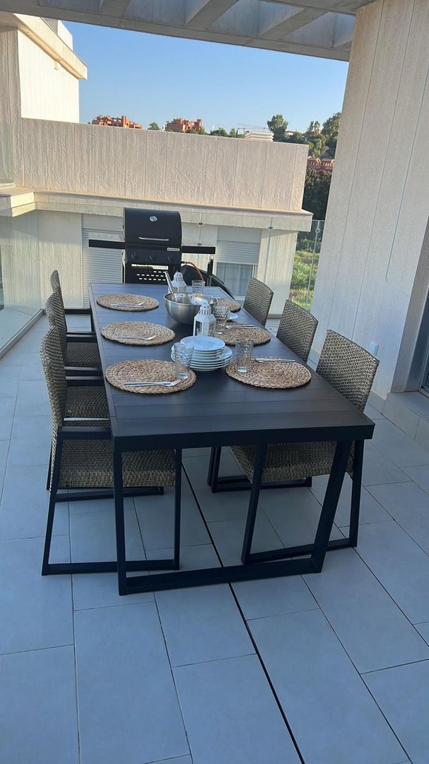 2 Bed Top Floor Apartment in Estepona