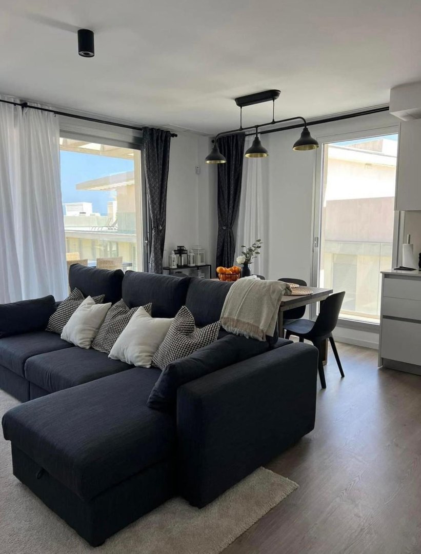2 Bed Top Floor Apartment in Estepona