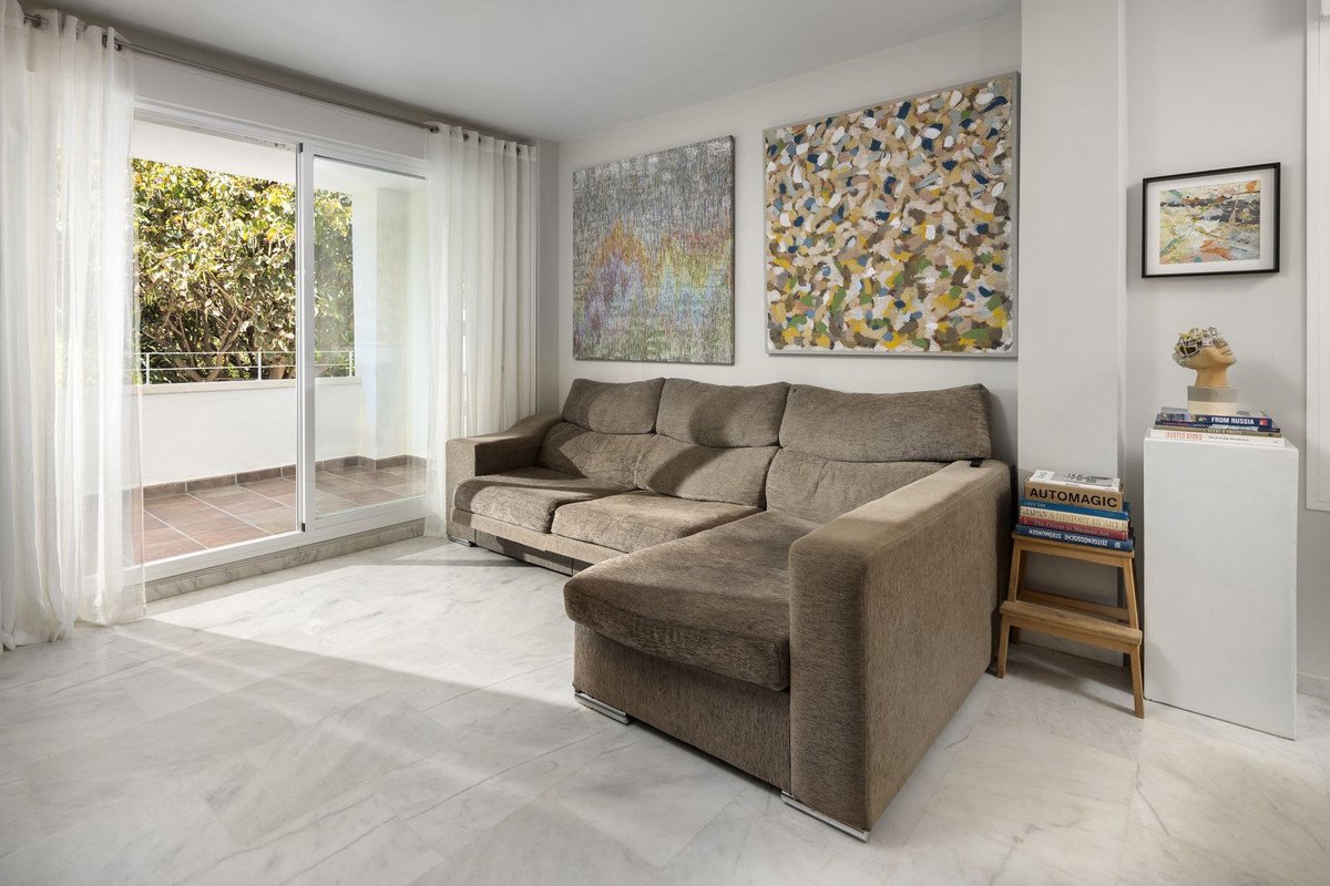 2 Bed Ground Floor Apartment in Benalmadena Costa