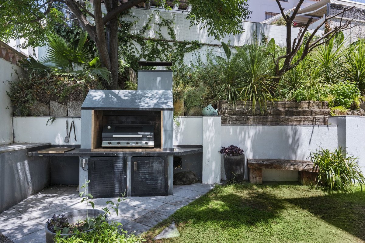 2 Bed Ground Floor Apartment in Benalmadena Costa