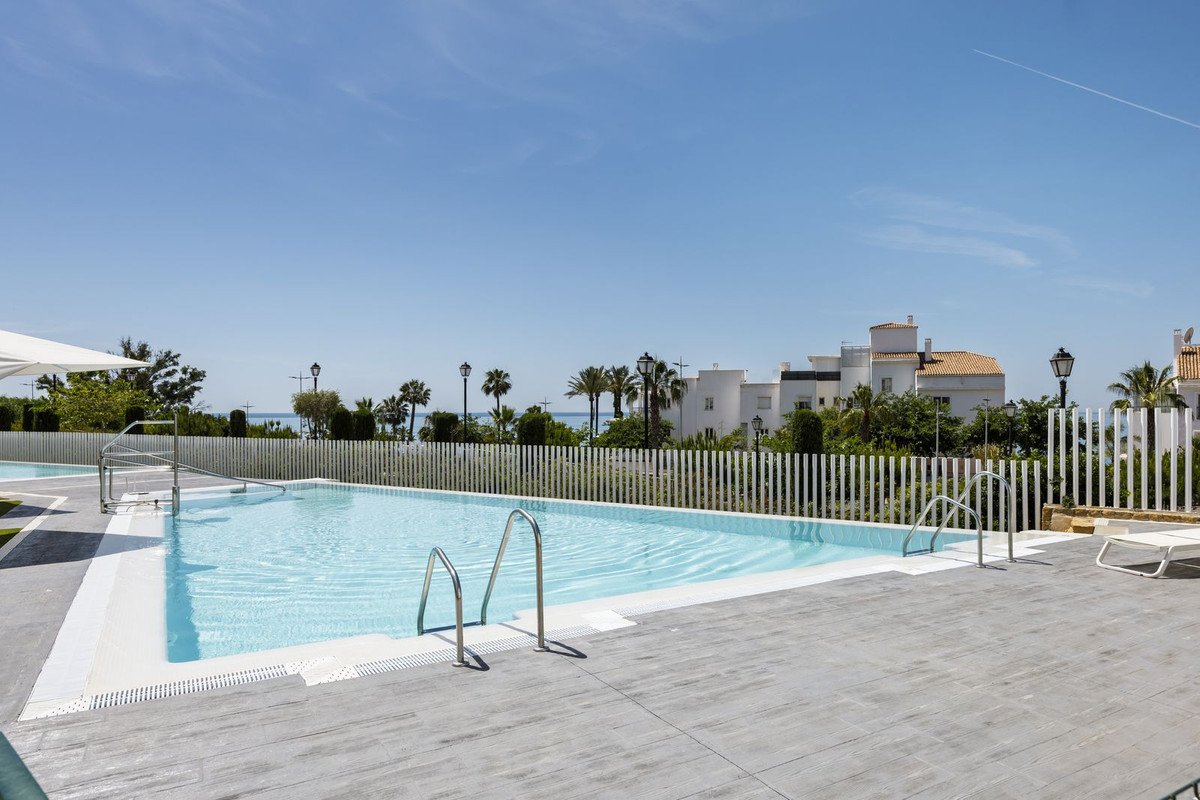 2 Bed Ground Floor Apartment in Benalmadena Costa