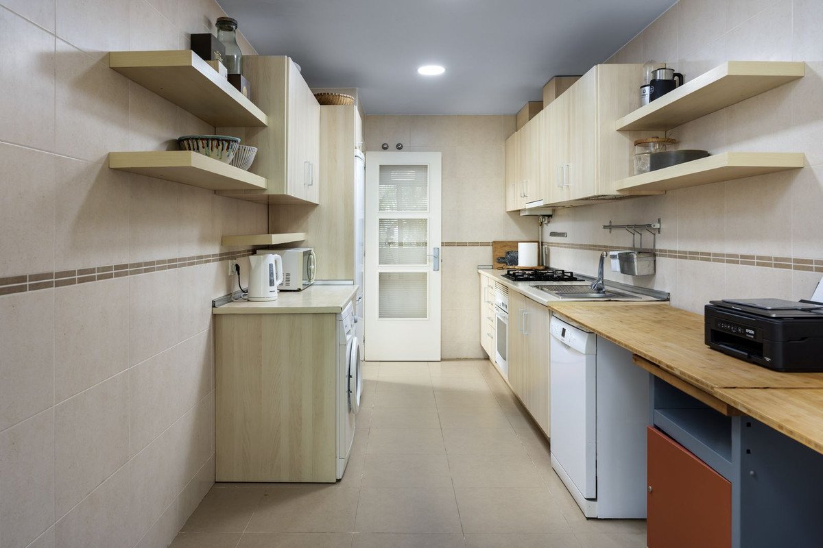 2 Bed Ground Floor Apartment in Benalmadena Costa