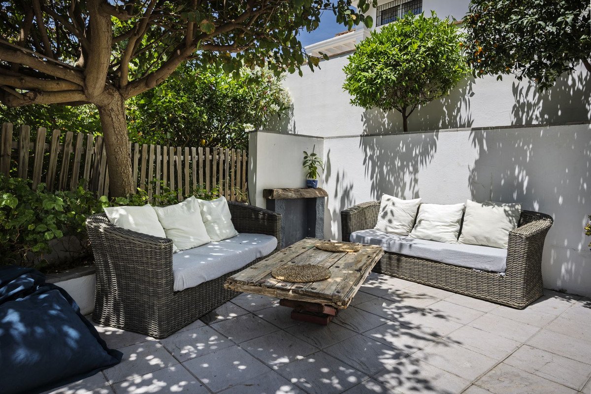 2 Bed Ground Floor Apartment in Benalmadena Costa