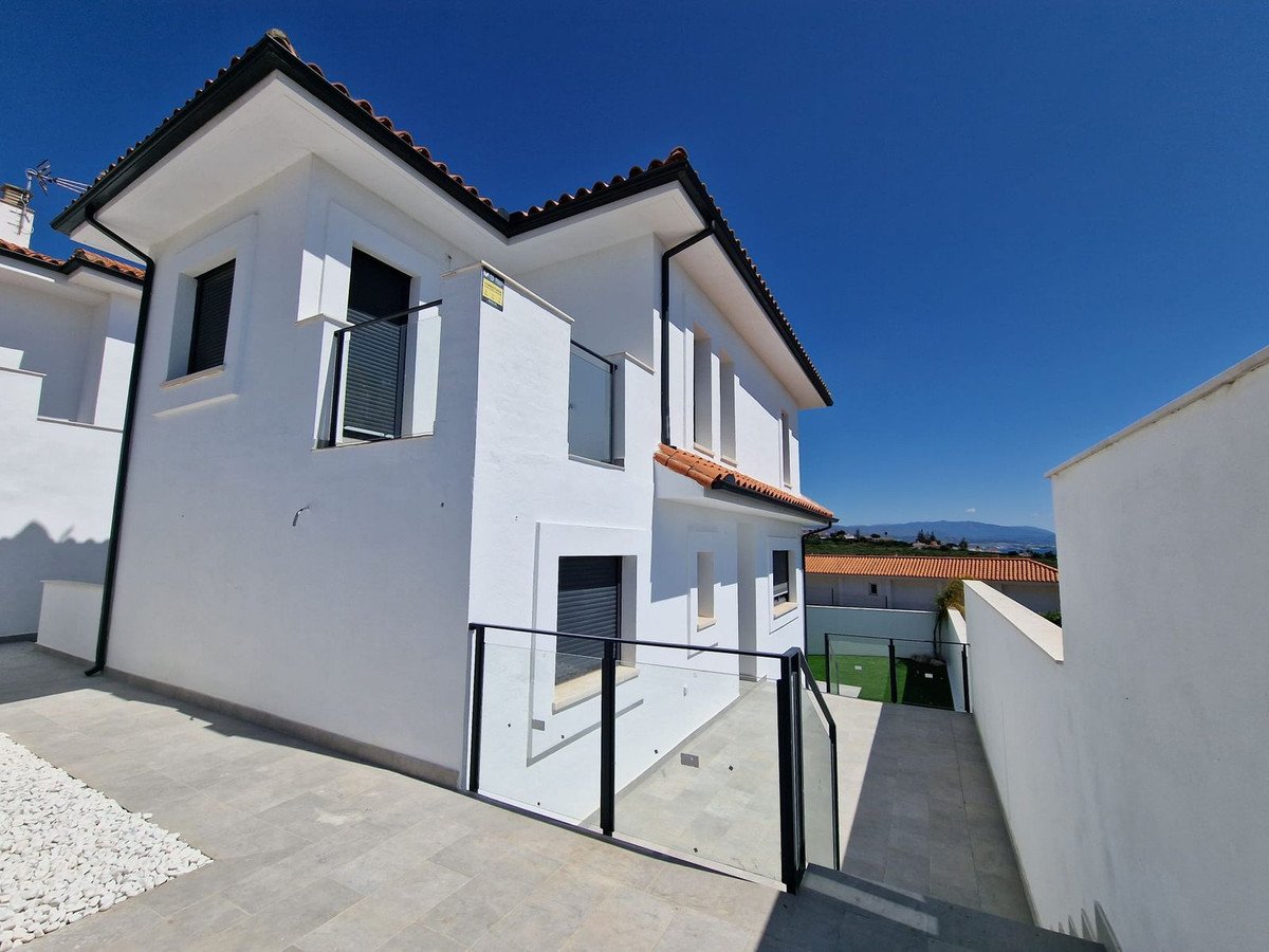 3 Bed Detached Villa in Manilva