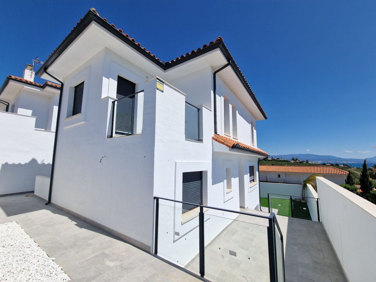3 Bed Detached Villa in Manilva