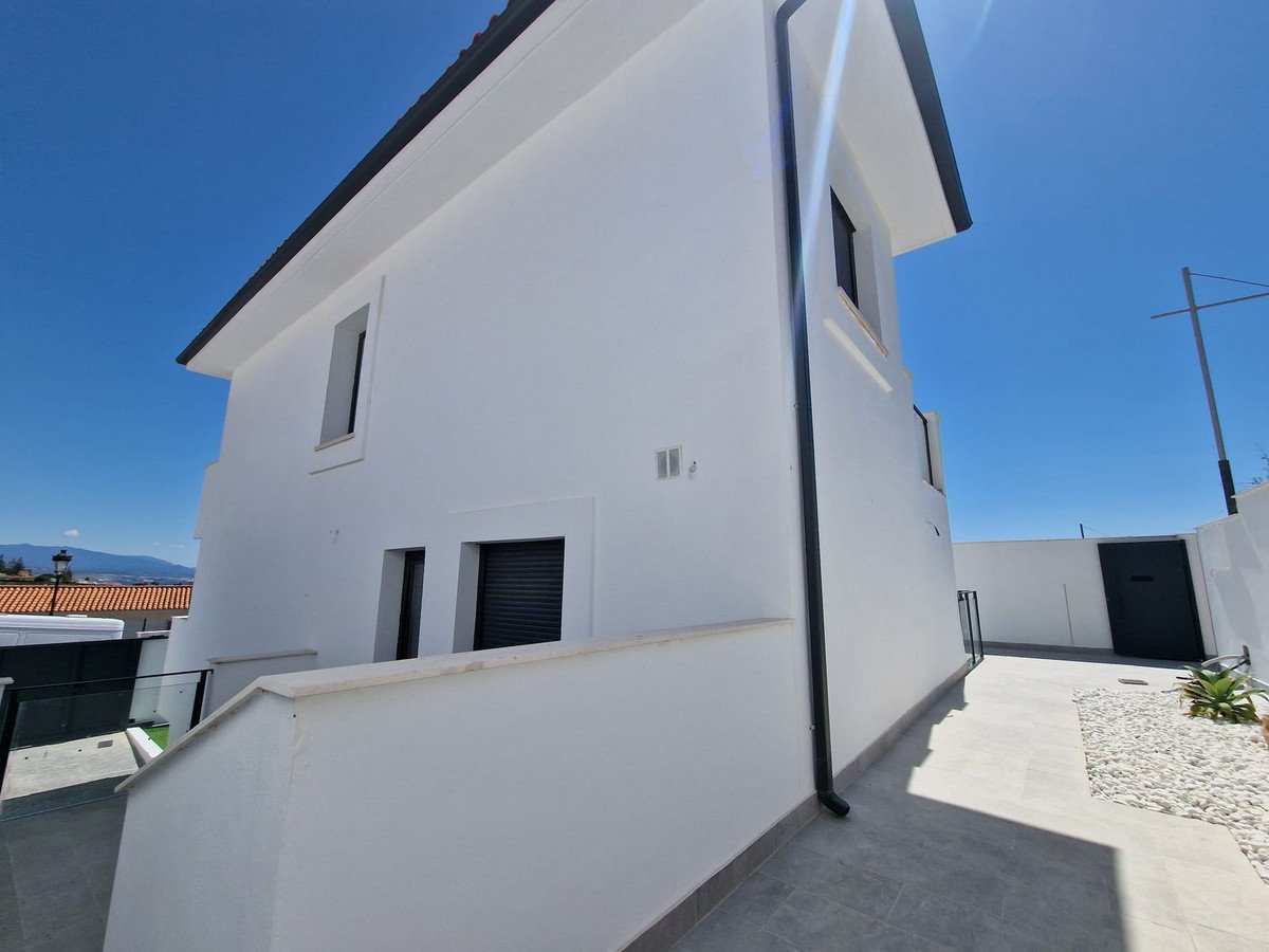 3 Bed Detached Villa in Manilva