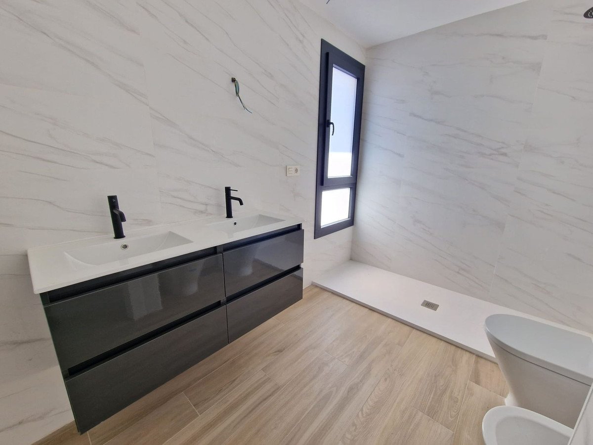 3 Bed Detached Villa in Manilva