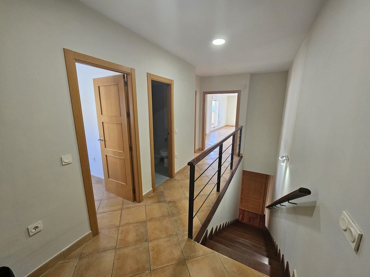 4 Bed Townhouse in La Cala de Mijas