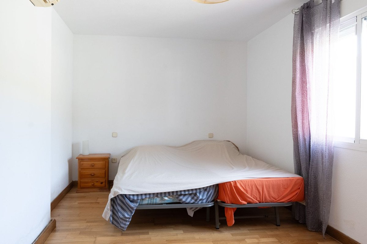 2 Bed Penthouse in Benahavís