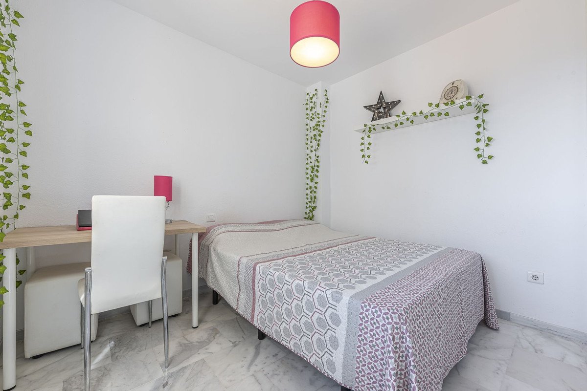 3 Bed Middle Floor Apartment in Casares Playa
