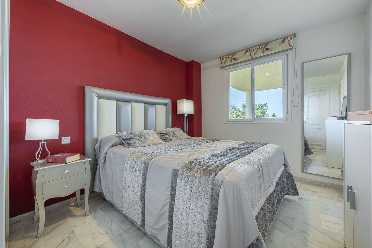 3 Bed Middle Floor Apartment in Casares Playa