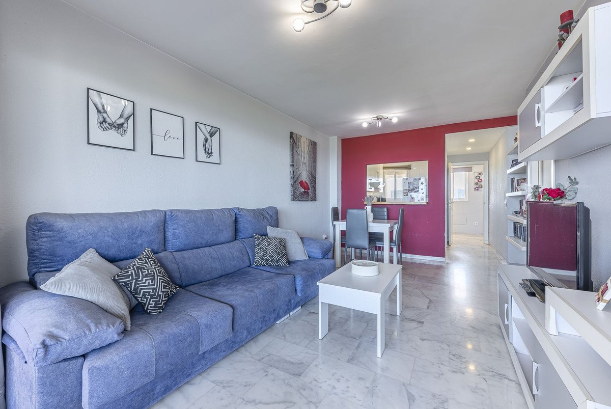 3 Bed Middle Floor Apartment in Casares Playa