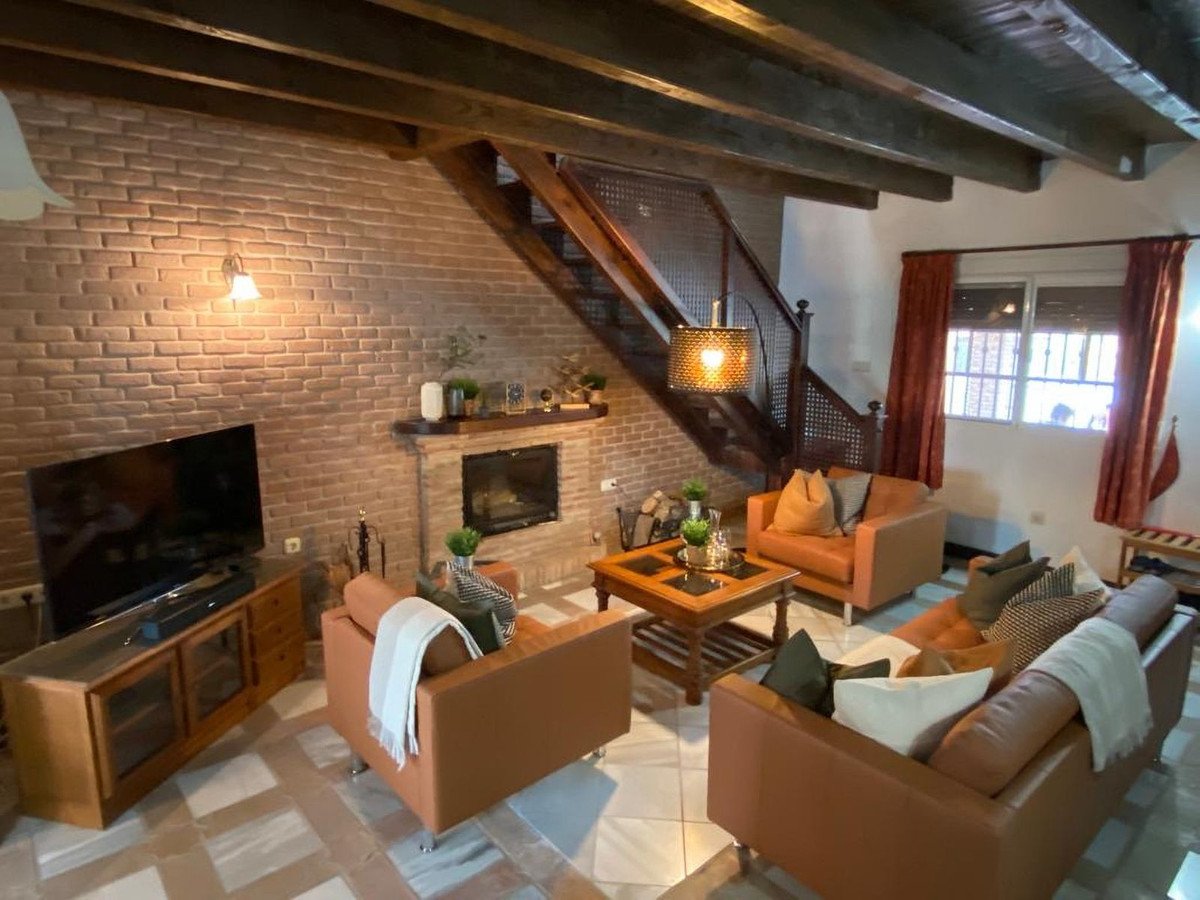 4 Bed Finca - Cortijo in Alhaurín el Grande