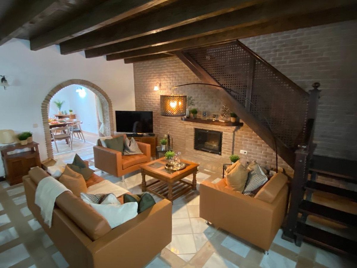 4 Bed Finca - Cortijo in Alhaurín el Grande
