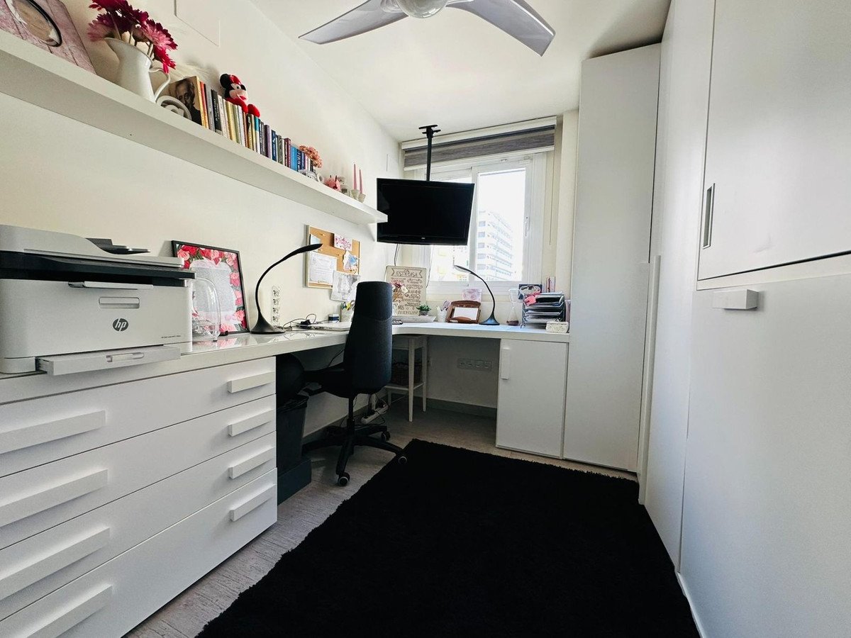 3 Bed Middle Floor Apartment in Fuengirola