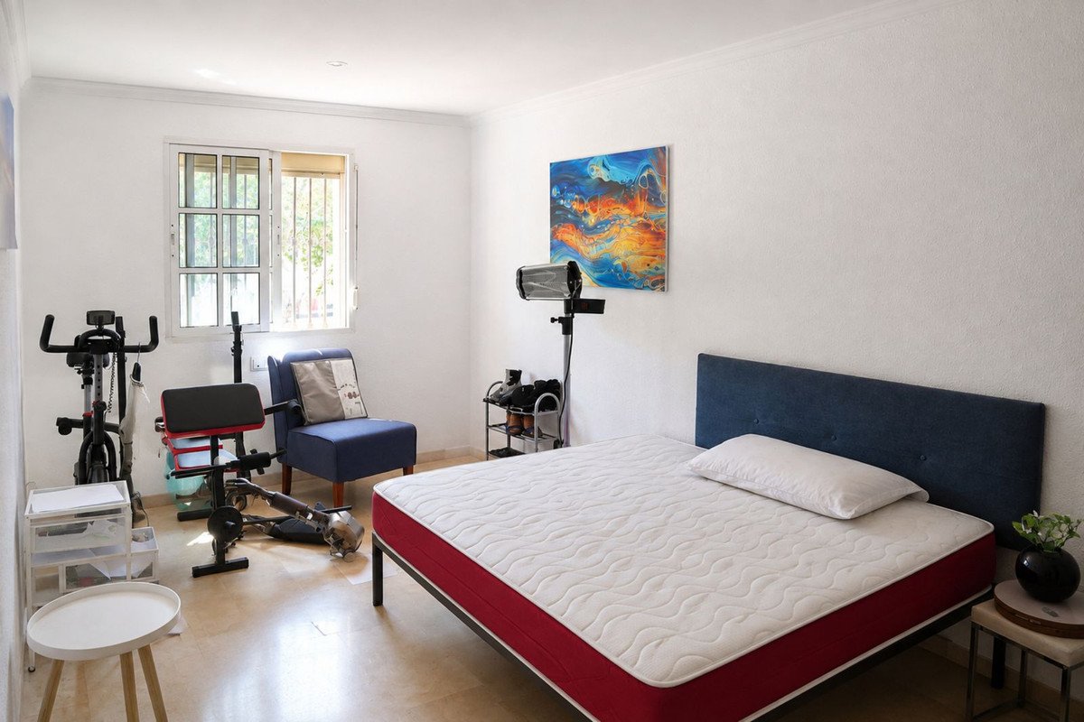 5 Bed Detached Villa in Marbella